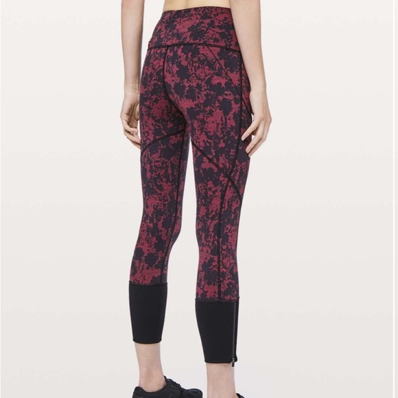 Lululemon Rebel Runner Mid-Rise Crop leggings, size 4 color Black/Burgundy - Picture 1 of 13